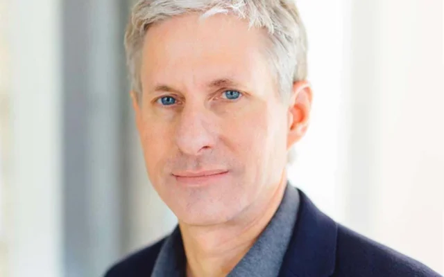Ripple co-founder Chris Larsen faces Flock protest